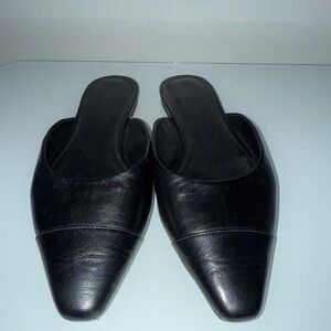 Veronica Beard Black Leather Slip-On Mules